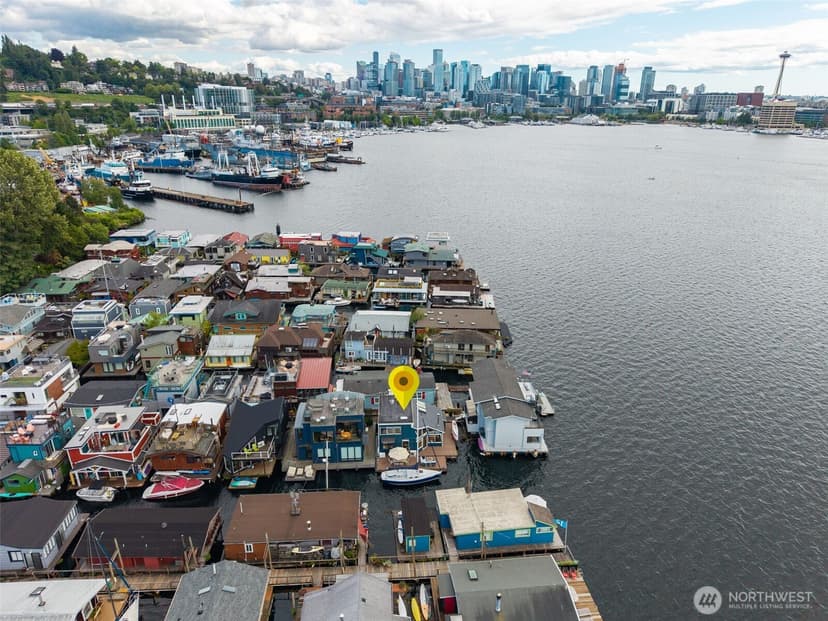 Property photo for 2031 Fairview Avenue E #I, Seattle photo 32