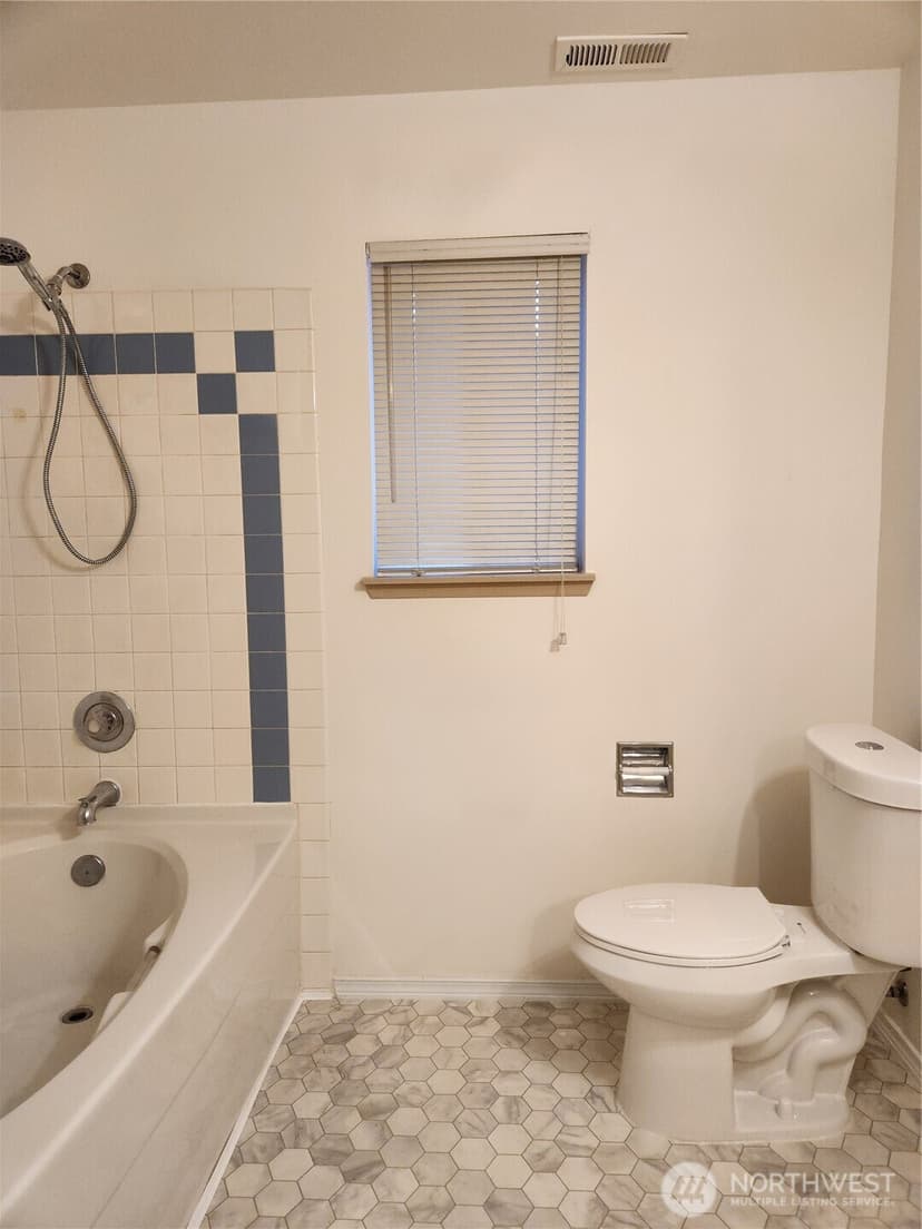 Property photo for 1905 98th Street SE #2, Everett photo 5