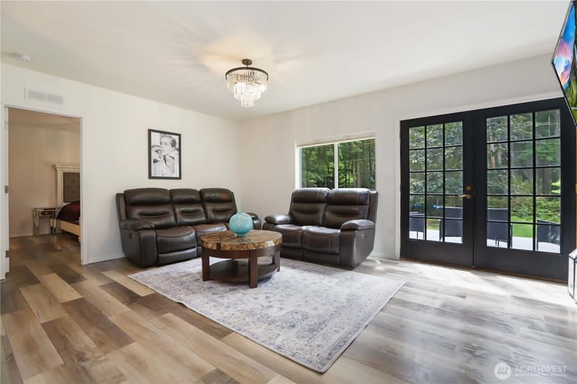 Property photo for 2811 Andreason Road, Langley photo 10