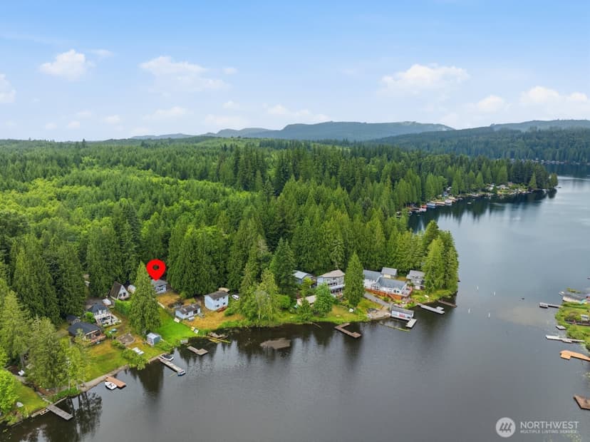Property photo for 829 SW Lake Roesiger Road, Snohomish photo 2