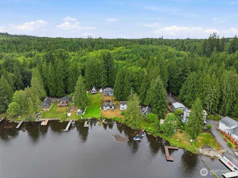 Property photo for 829 SW Lake Roesiger Road, Snohomish photo 3