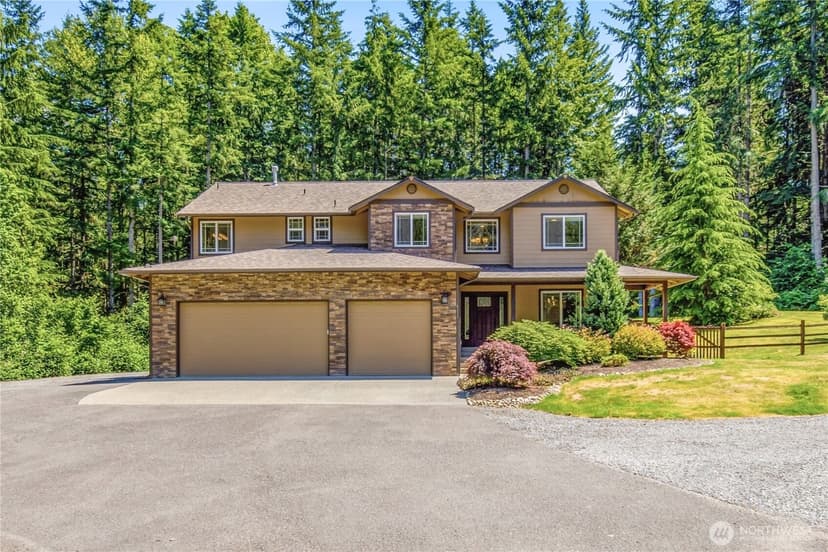 Property photo for 4111 161st Avenue NE, Snohomish