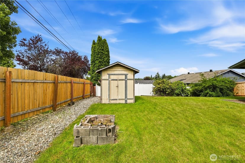 Property photo for 6524 64th Place NE, Marysville photo 16