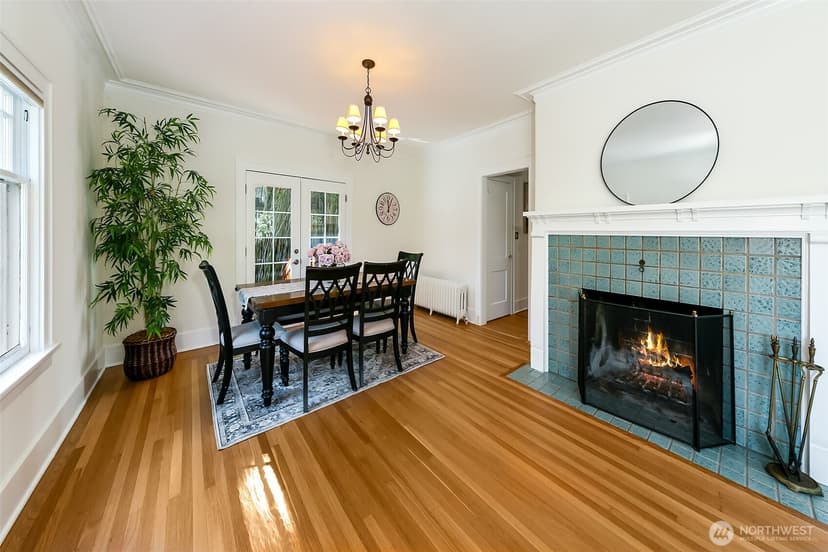Property photo for 2415 E Newton Street, Seattle photo 6
