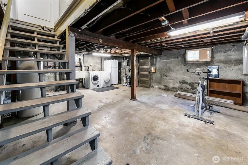 Property photo for 2415 E Newton Street, Seattle photo 19