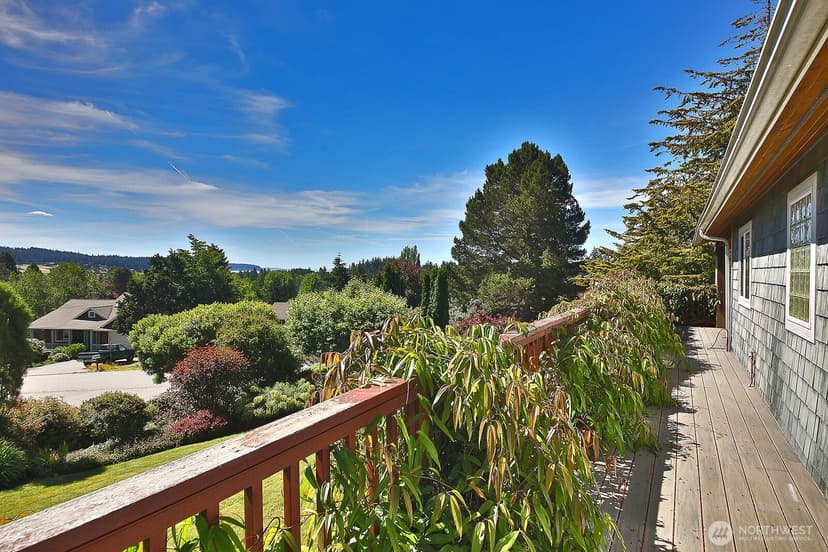 Property photo for 2441 Hillis Drive, Langley photo 10