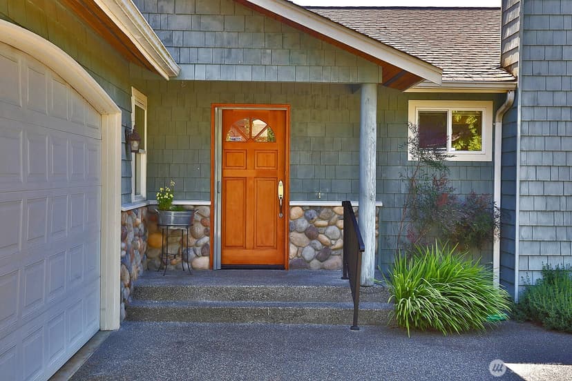 Property photo for 2441 Hillis Drive, Langley photo 6