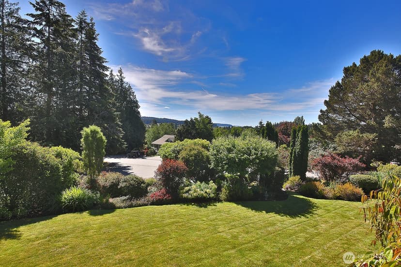 Property photo for 2441 Hillis Drive, Langley photo 11
