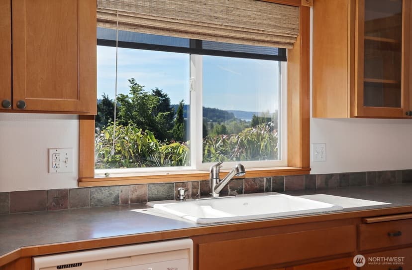 Property photo for 2441 Hillis Drive, Langley photo 24