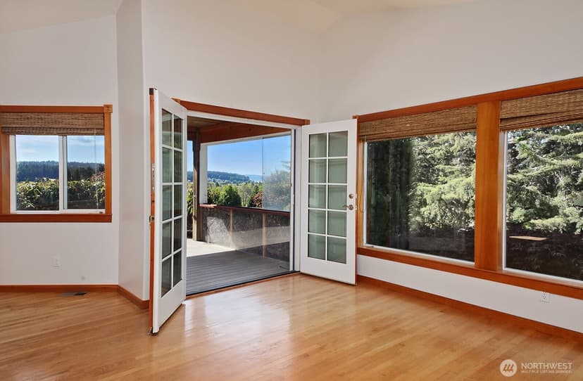 Property photo for 2441 Hillis Drive, Langley photo 19