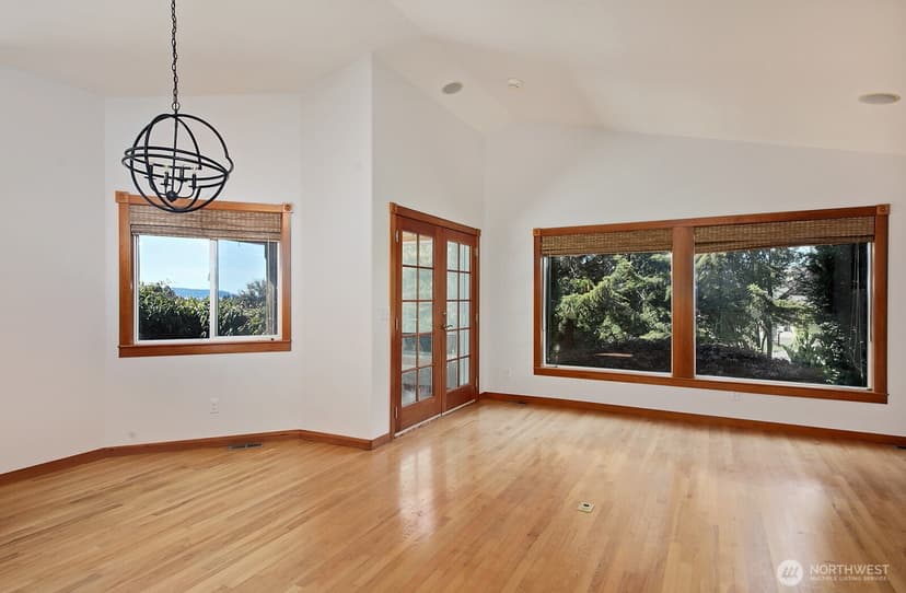 Property photo for 2441 Hillis Drive, Langley photo 16