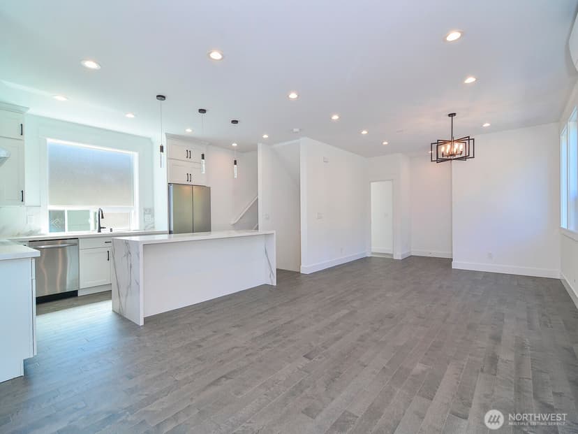 Property photo for 2336 C 23 Avenue S, Seattle photo 6