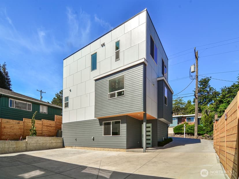 Property photo for 2336 C 23 Avenue S, Seattle photo 21