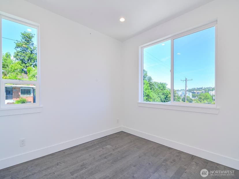 Property photo for 2336 C 23 Avenue S, Seattle photo 10