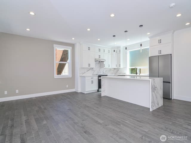 Property photo for 2336 C 23 Avenue S, Seattle photo 5
