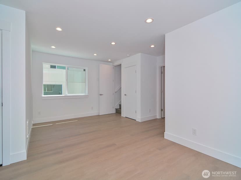 Property photo for 2336 C 23 Avenue S, Seattle photo 14