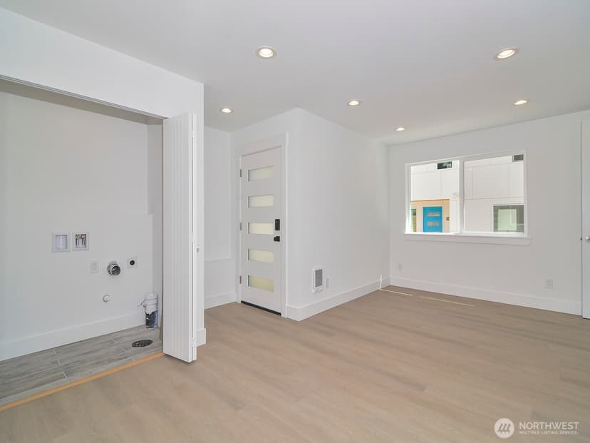 Property photo for 2336 C 23 Avenue S, Seattle photo 20