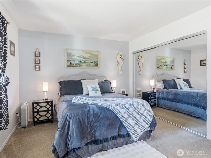 Property photo for 654 Woodland Loop NE, Ocean Shores photo 16