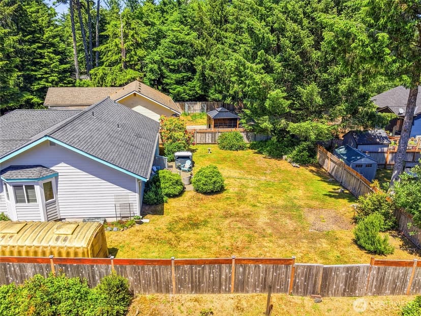Property photo for 654 Woodland Loop NE, Ocean Shores photo 30