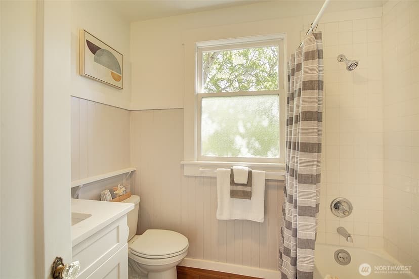 Property photo for 2112 N 132nd Street, Seattle photo 13