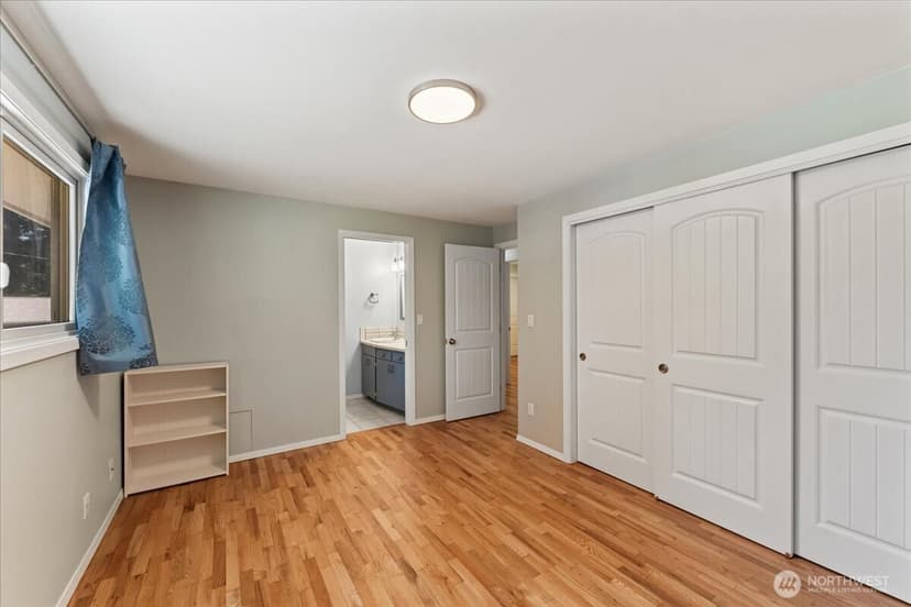 Property photo for 15811 205th Avenue SE, Renton photo 15