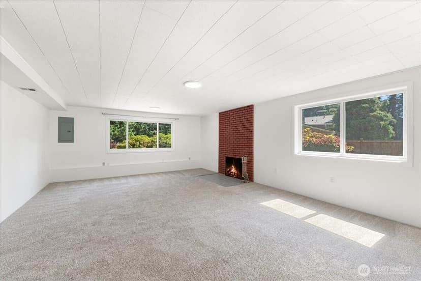 Property photo for 15811 205th Avenue SE, Renton photo 23