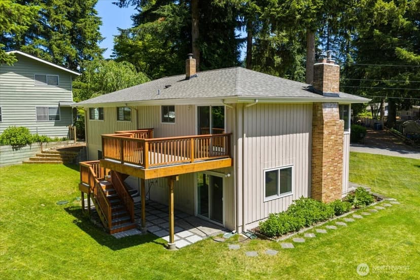 Property photo for 15811 205th Avenue SE, Renton photo 35