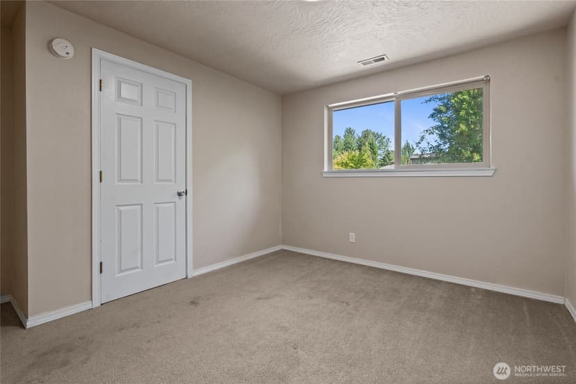Property photo for 2301 120th Street E, Tacoma photo 20