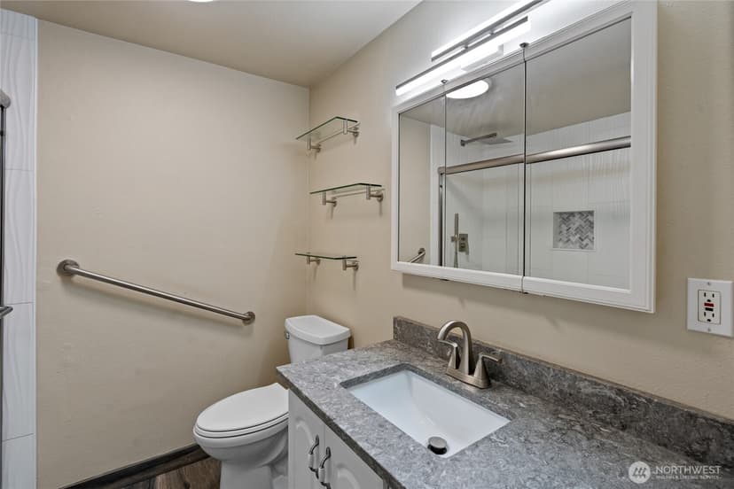 Property photo for 2301 120th Street E, Tacoma photo 17