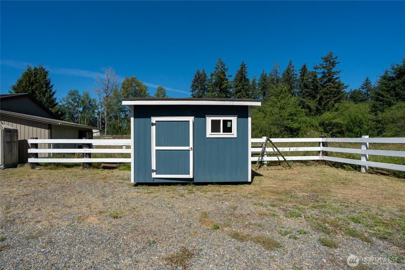 Property photo for 2301 120th Street E, Tacoma photo 29