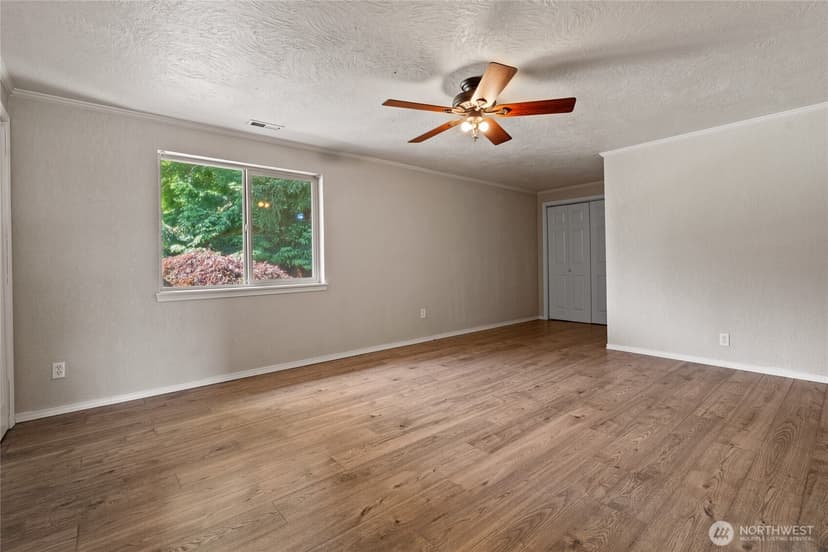 Property photo for 2301 120th Street E, Tacoma photo 15