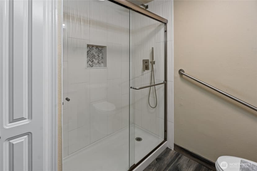 Property photo for 2301 120th Street E, Tacoma photo 18