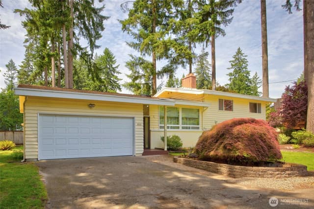 Property photo for 2015 152nd Place SE, Bellevue