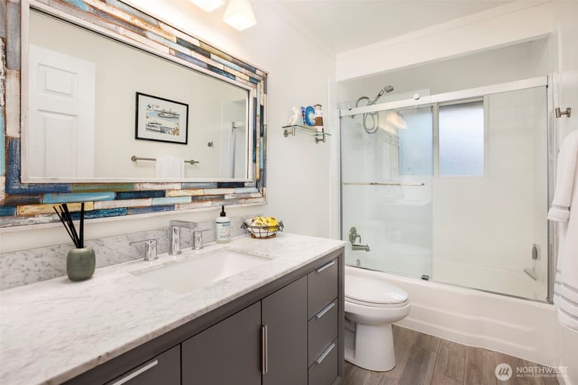 Property photo for 2515 S 118th Street, Burien photo 10