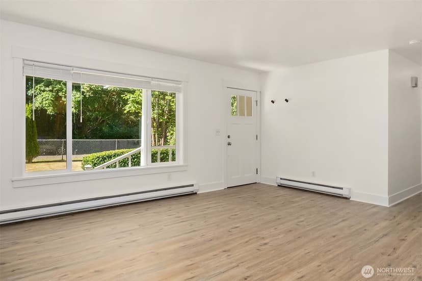 Property photo for 4910 NE 7th Street, Renton photo 7