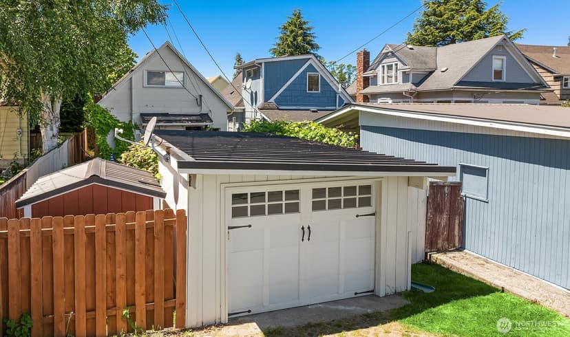 Property photo for 1911 RUCKER Avenue, Everett photo 25