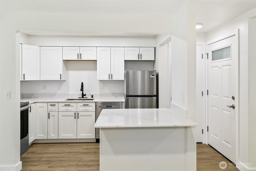 Property photo for 12715 NE 120th Street #C8, Kirkland photo 6