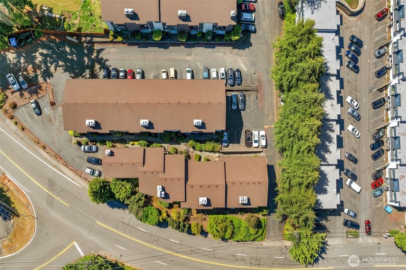 Property photo for 3503 S 160th Street #B1, SeaTac photo 27
