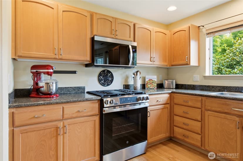 Property photo for 5801 120th Place SE, Snohomish photo 10