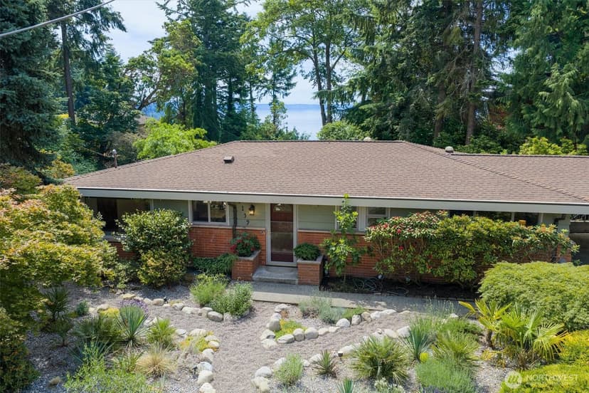Property photo for 2139 SW 170th Street, Normandy Park