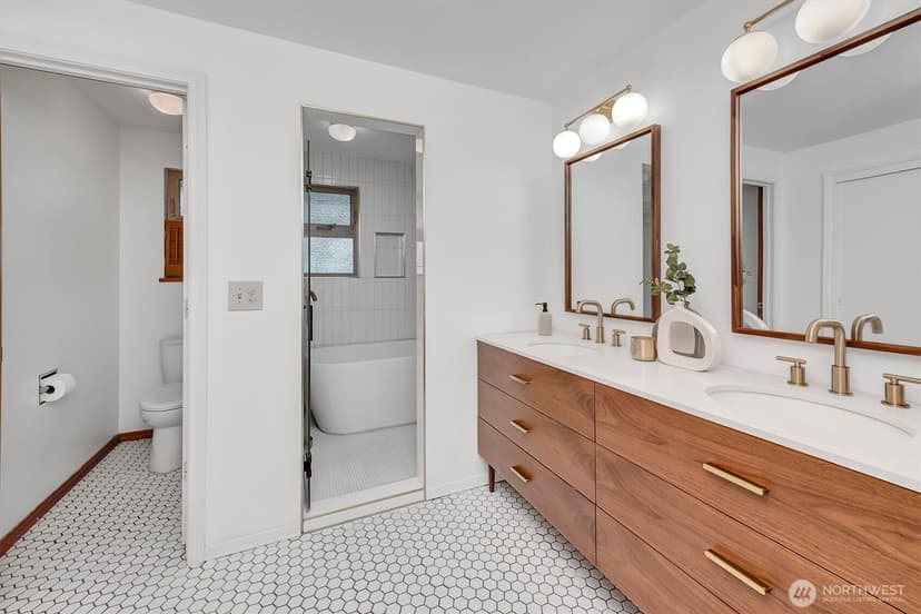 Property photo for 2139 SW 170th Street, Normandy Park photo 13