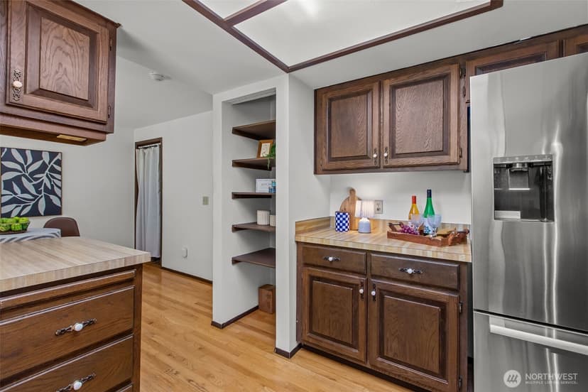 Property photo for 3414 NE Quinault Drive, Bremerton photo 9