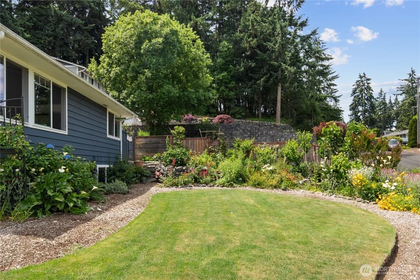 Property photo for 4702 69th Avenue W, University Place photo 33