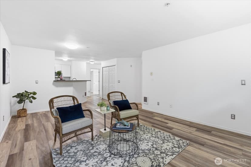 Property photo for 727 114th Street SW #X202, Everett photo 8