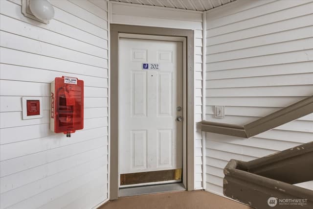 Property photo for 727 114th Street SW #X202, Everett photo 3