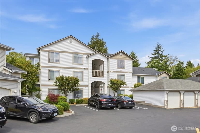 Property photo for 727 114th Street SW #X202, Everett