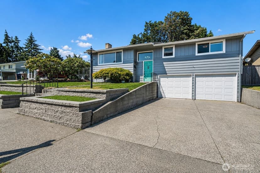Property photo for 3312 N Baltimore Street, Tacoma photo 2