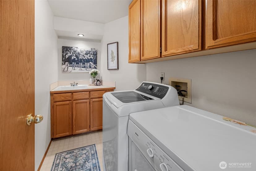 Property photo for 816 Aloha Place, Edmonds photo 25
