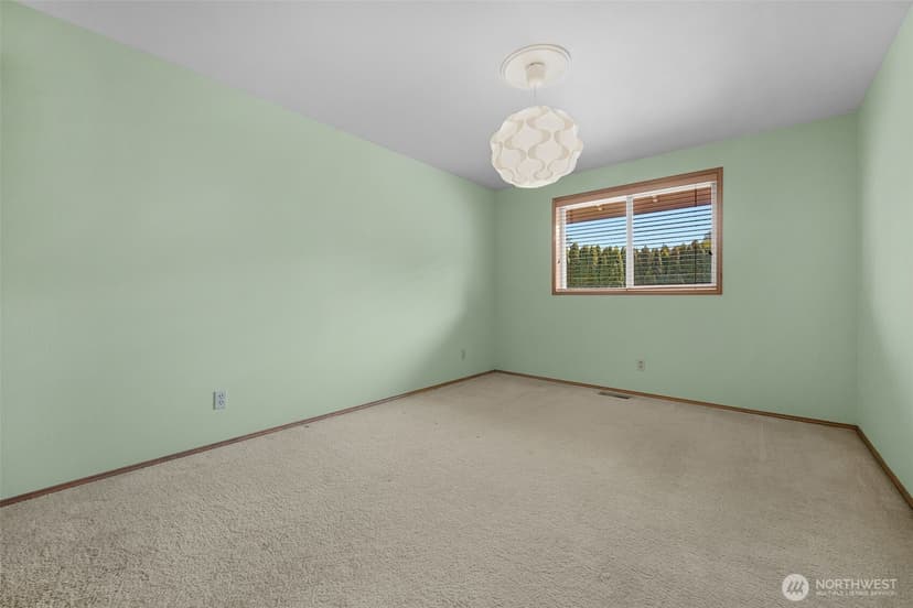 Property photo for 816 Aloha Place, Edmonds photo 31