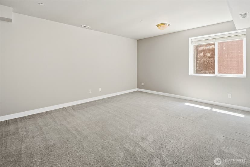 Property photo for 6028 37th Place NE, Marysville photo 31